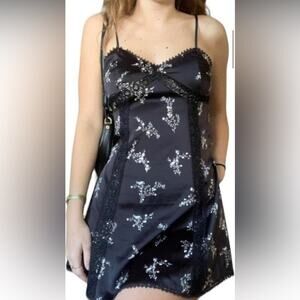Urban Outfitters Black Floral Satin Mini Slip Dress Summer Boho Women's size XS